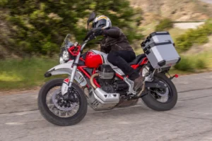 Moto Guzzi V85TT