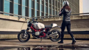 BMW R 12 nine T